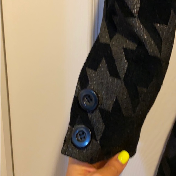 Unique houndstooth pattern coat - Picture 3 of 6